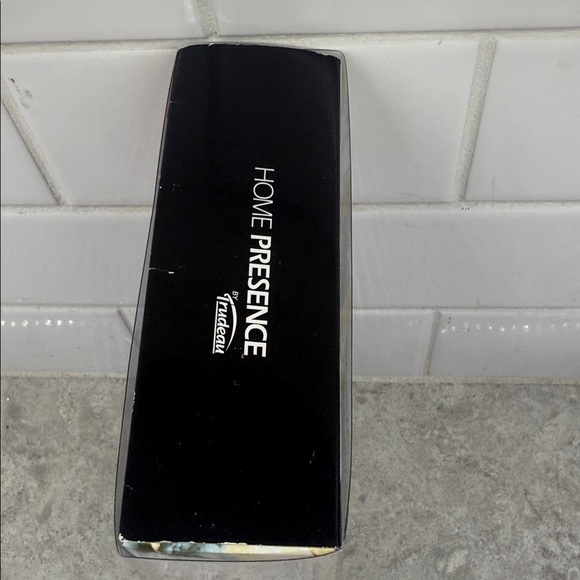 Silver Wine Accessory Set - Picture 4 of 7